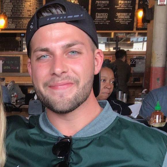 Meet your Posher, Neil - Picture 1 of 1